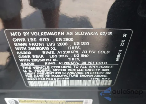 2016 Volkswagen Touareg Vr6 Executive/Vr6 Lux/Vr6 Sport from USA, damaged, VIN WVGEF9BP8GD011488